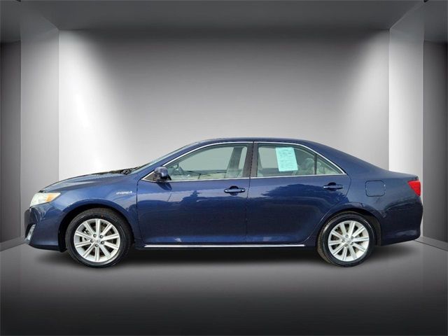 2014 Toyota Camry Hybrid XLE