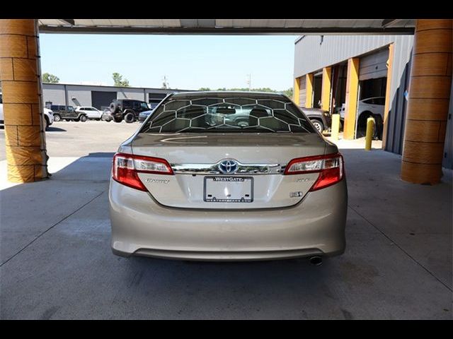 2014 Toyota Camry Hybrid XLE