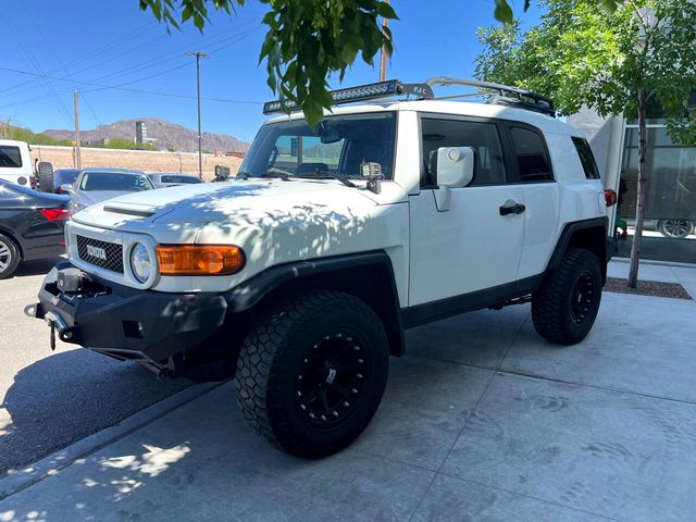 2014 Toyota FJ Cruiser Base