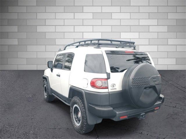 2014 Toyota FJ Cruiser Base