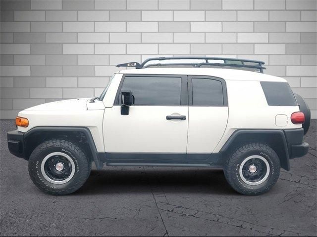 2014 Toyota FJ Cruiser Base