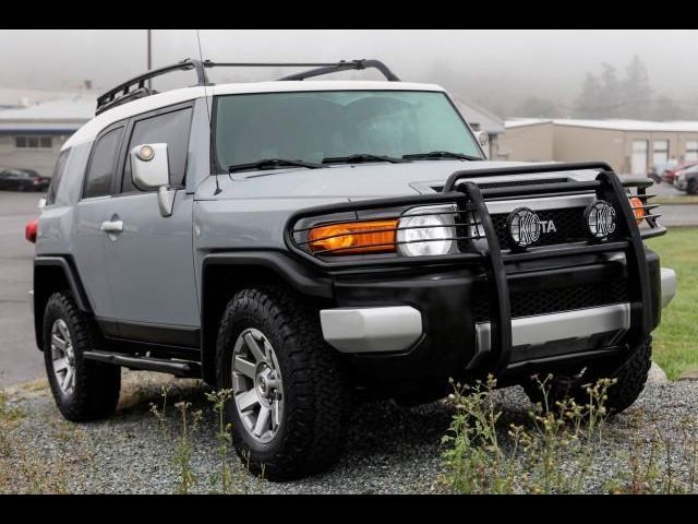 2014 Toyota FJ Cruiser Base