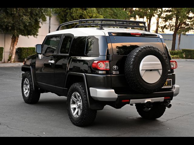 2014 Toyota FJ Cruiser Base