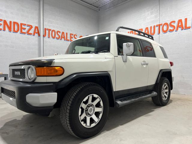 2014 Toyota FJ Cruiser Base