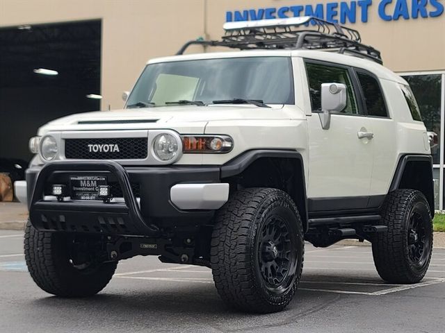 2014 Toyota FJ Cruiser Base