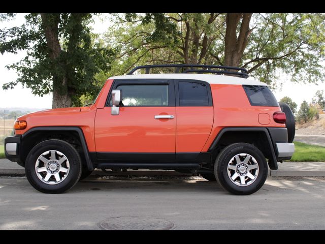 2014 Toyota FJ Cruiser Base