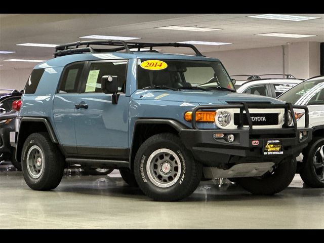 2014 Toyota FJ Cruiser Base