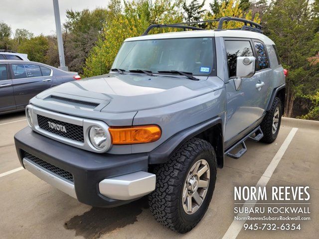 2014 Toyota FJ Cruiser Base