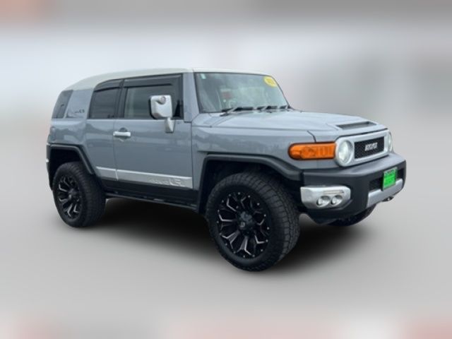 2014 Toyota FJ Cruiser Base