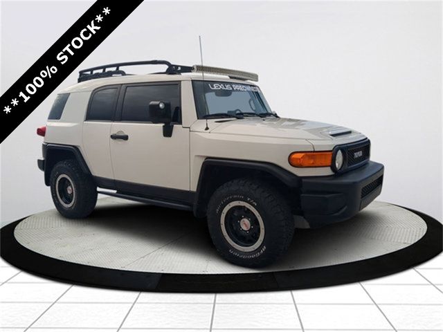 2014 Toyota FJ Cruiser Base