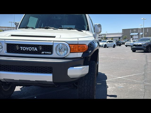 2014 Toyota FJ Cruiser Base