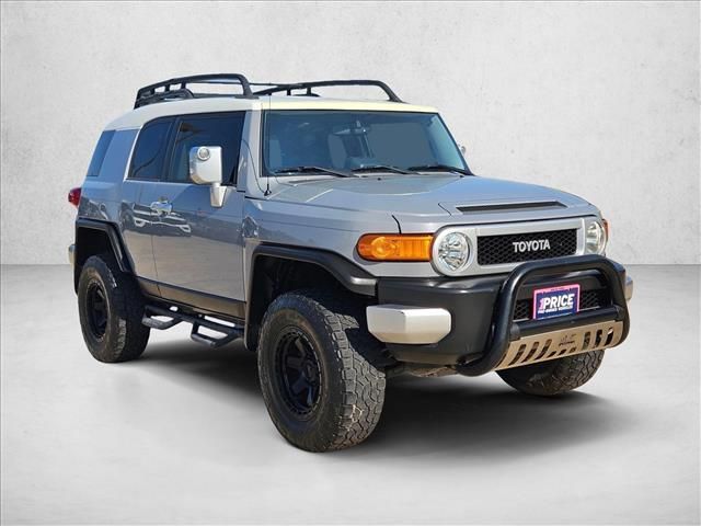 2014 Toyota FJ Cruiser Base