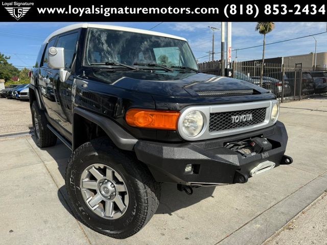 2014 Toyota FJ Cruiser Base
