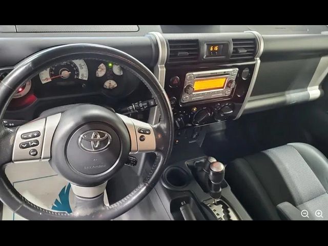 2014 Toyota FJ Cruiser Base
