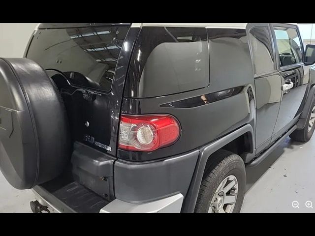2014 Toyota FJ Cruiser Base