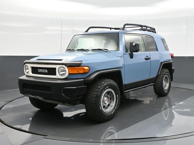 2014 Toyota FJ Cruiser Base