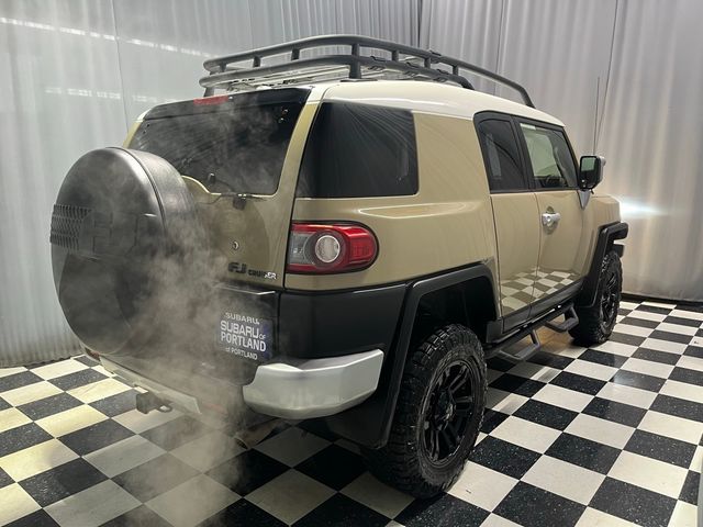 2014 Toyota FJ Cruiser Base