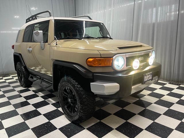 2014 Toyota FJ Cruiser Base