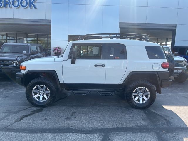 2014 Toyota FJ Cruiser Base