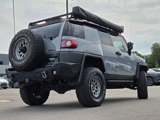 2014 Toyota FJ Cruiser Base