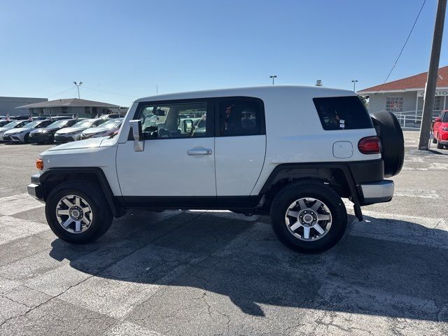 2014 Toyota FJ Cruiser Base