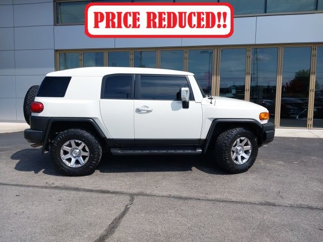 2014 Toyota FJ Cruiser Base