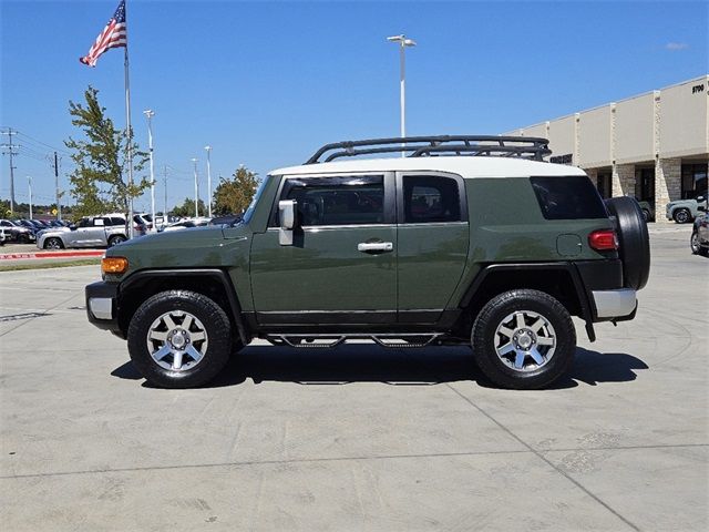 2014 Toyota FJ Cruiser Base