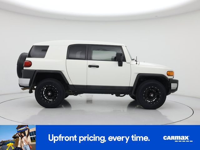 2014 Toyota FJ Cruiser Base