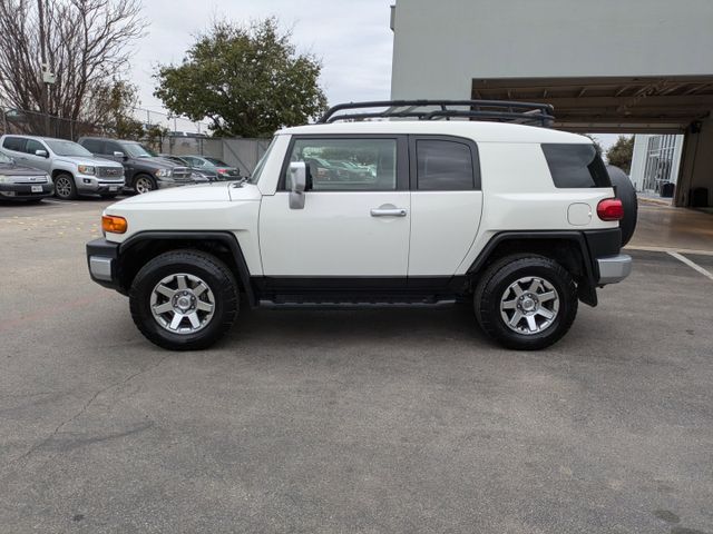 2014 Toyota FJ Cruiser Base