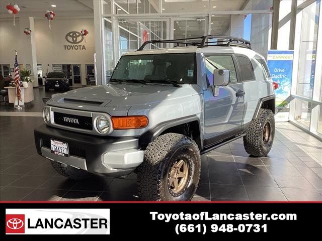 2014 Toyota FJ Cruiser Base