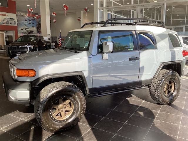 2014 Toyota FJ Cruiser Base