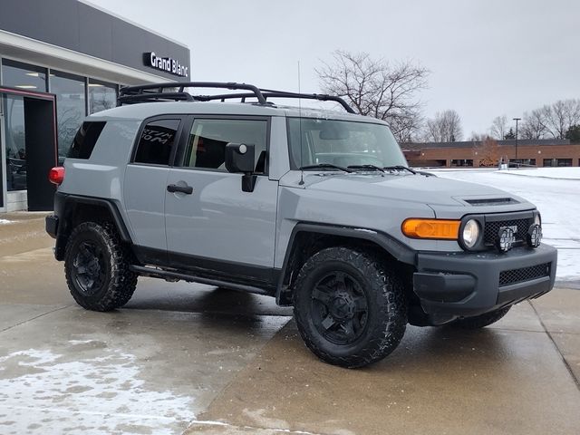 2014 Toyota FJ Cruiser Base