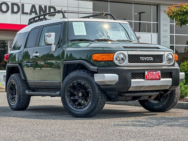 2014 Toyota FJ Cruiser Base