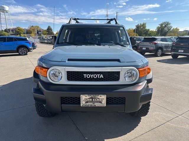 2014 Toyota FJ Cruiser Base