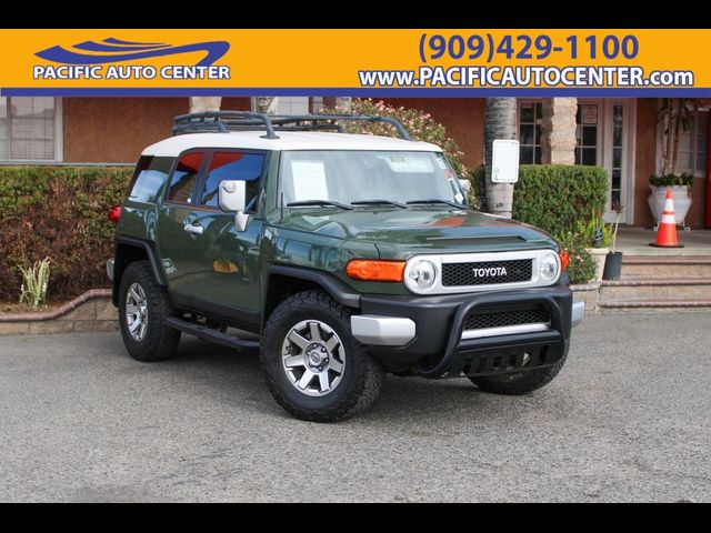 2014 Toyota FJ Cruiser Base