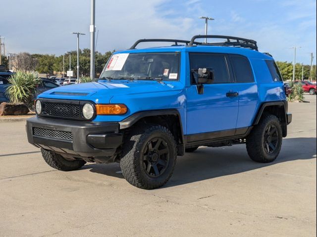 2014 Toyota FJ Cruiser Base