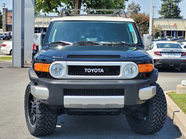 2014 Toyota FJ Cruiser Base