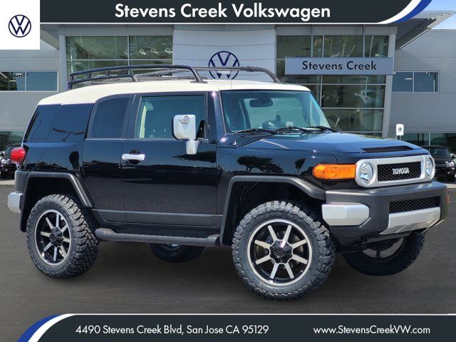 2014 Toyota FJ Cruiser Base