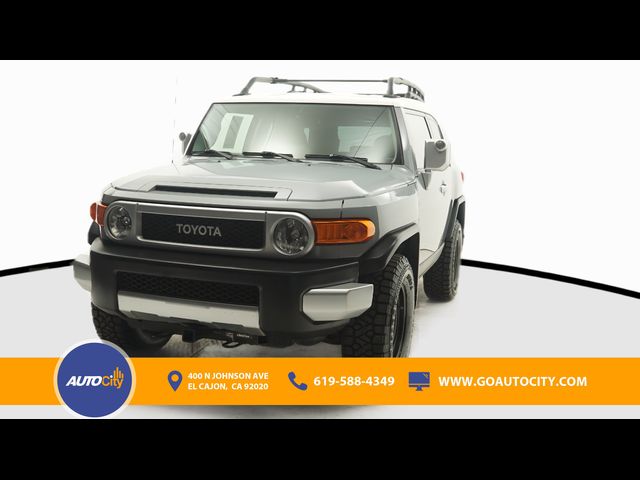 2014 Toyota FJ Cruiser Base