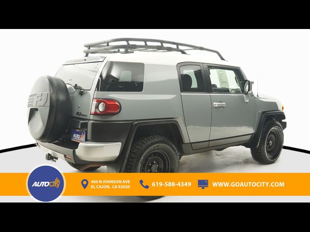 2014 Toyota FJ Cruiser Base
