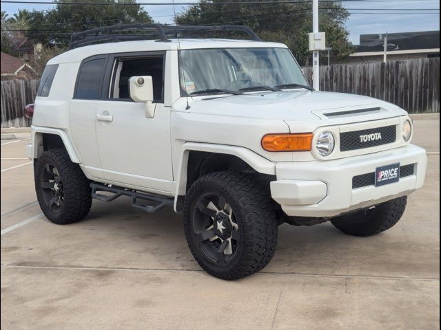 2014 Toyota FJ Cruiser Base