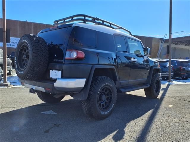 2014 Toyota FJ Cruiser Base