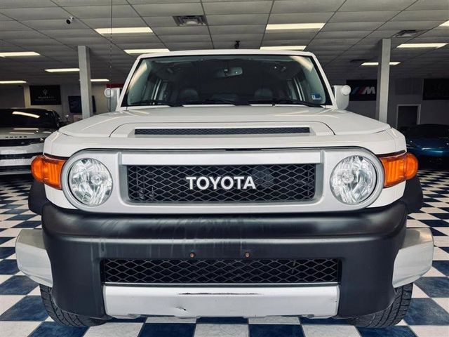 2014 Toyota FJ Cruiser Base
