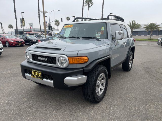 2014 Toyota FJ Cruiser Base