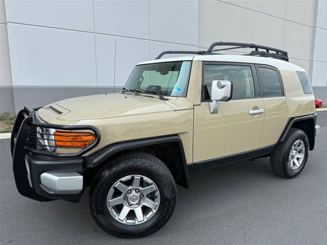 2014 Toyota FJ Cruiser Base