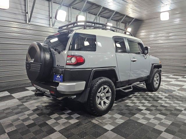 2014 Toyota FJ Cruiser Base