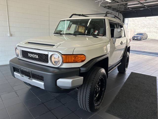 2014 Toyota FJ Cruiser Base