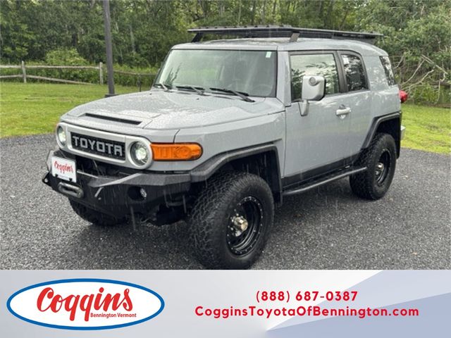 2014 Toyota FJ Cruiser Base