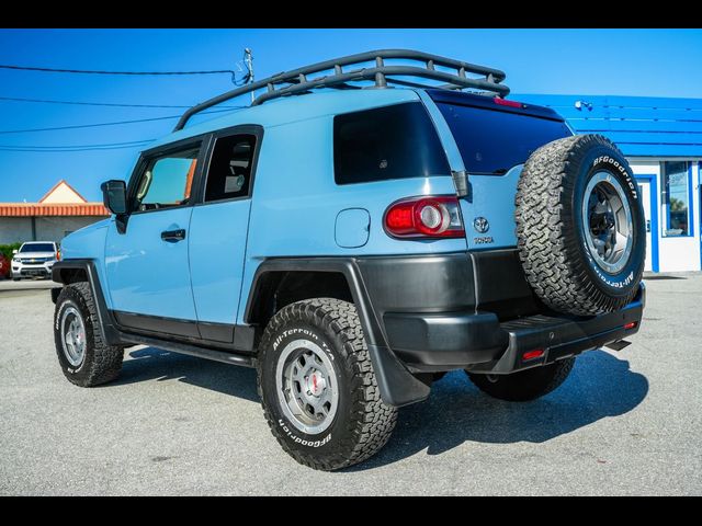 2014 Toyota FJ Cruiser Base