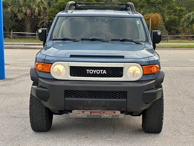 2014 Toyota FJ Cruiser Base